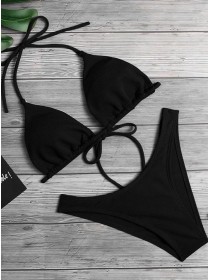 Чорний купальник трикутник в рубчик плавки бразільяна