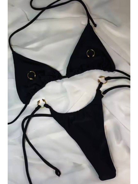 Черный женский треугольный купальник на завязках с пирсингом
